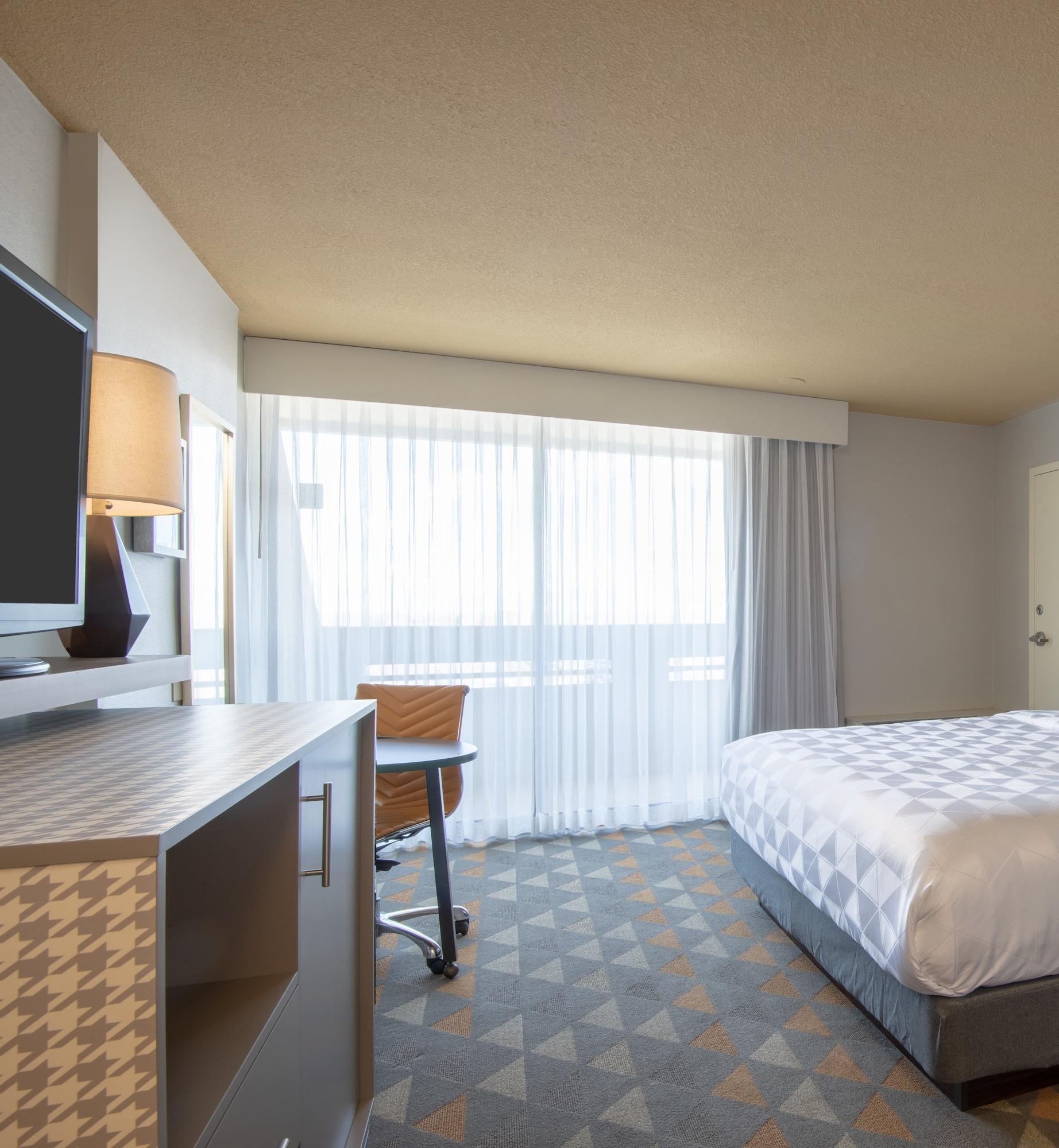 East By Ihg DEN
